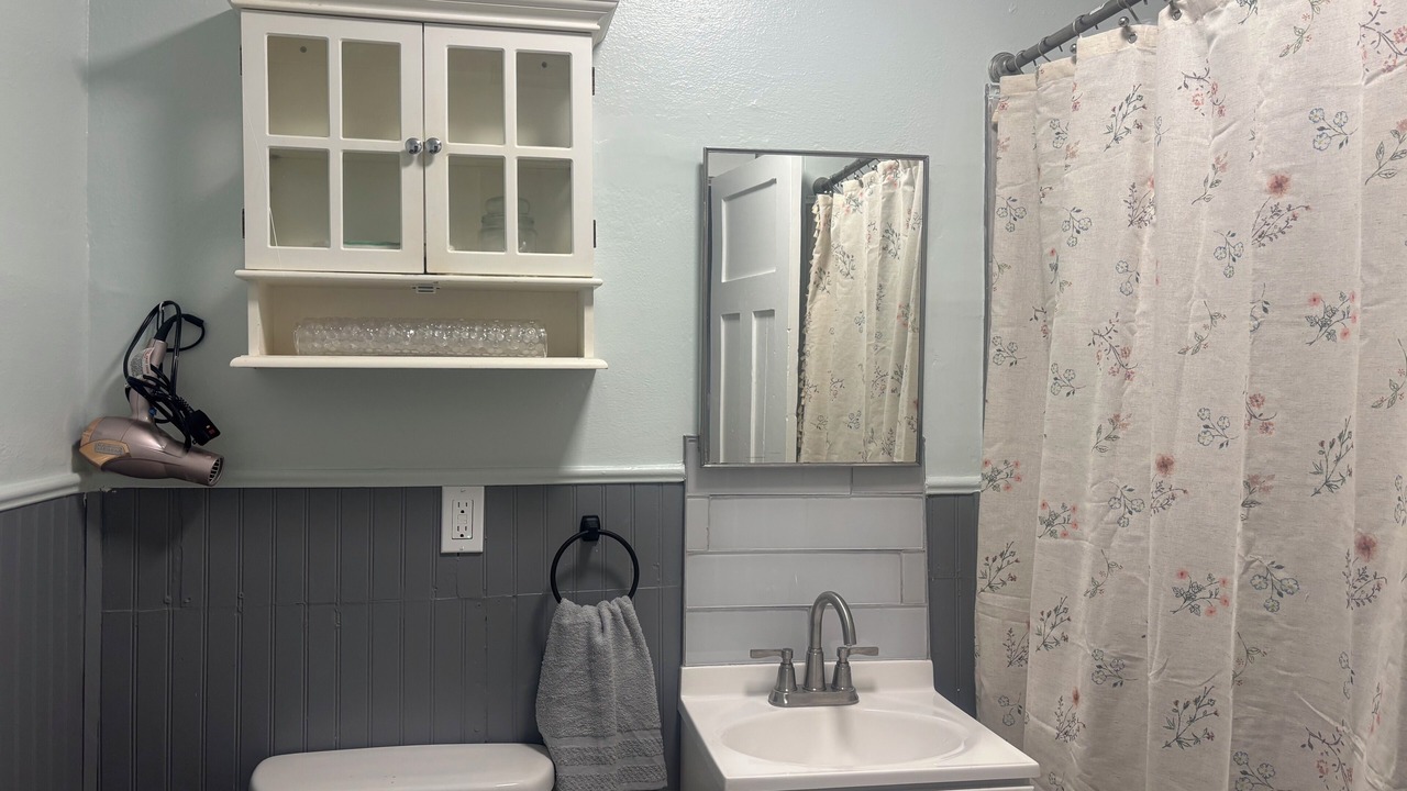Photo of Bathroom in Mid-City
