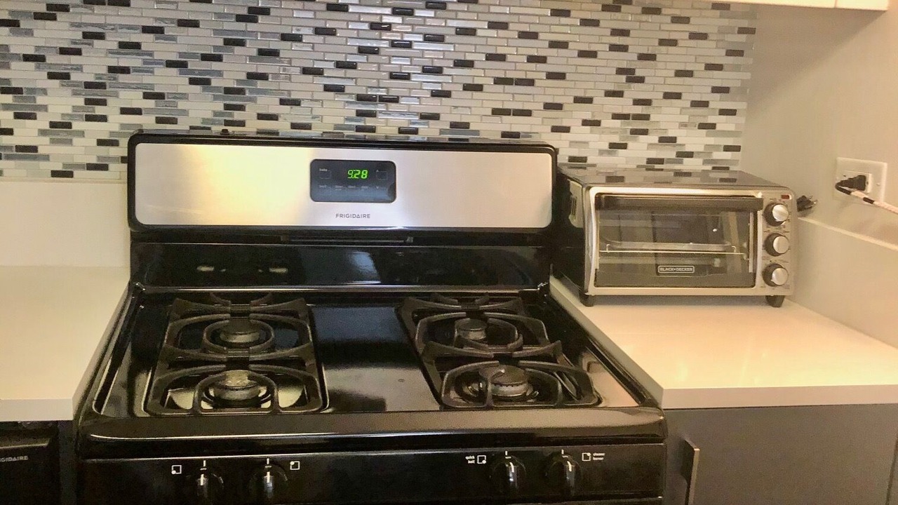 Photo of Kitchen in Tudor City