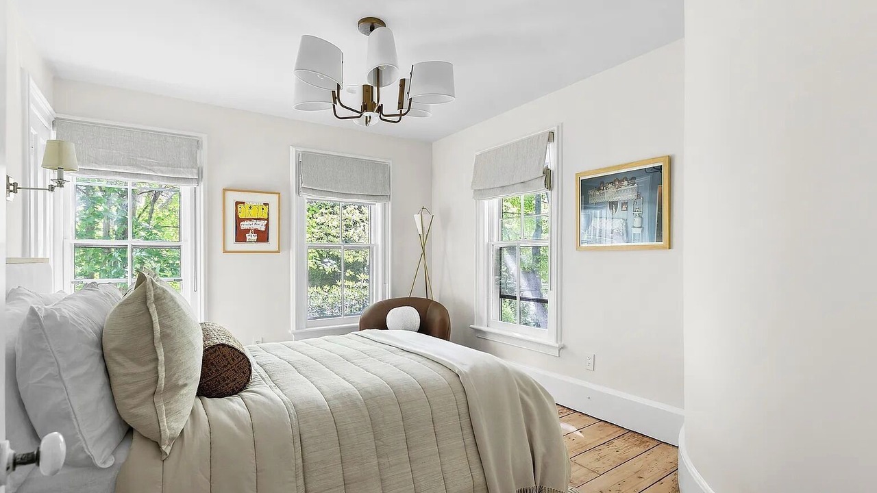 Photo of Bedroom in Bridgehampton