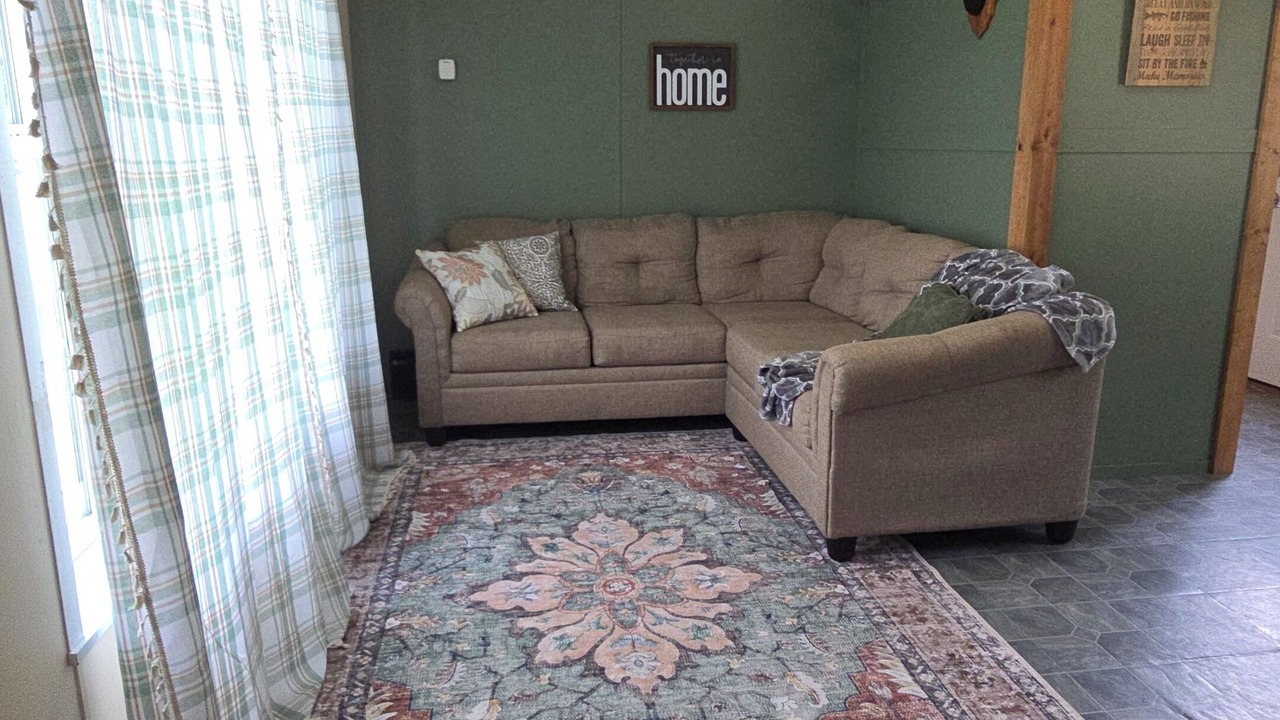 Photo of Livingroom in New Hampton