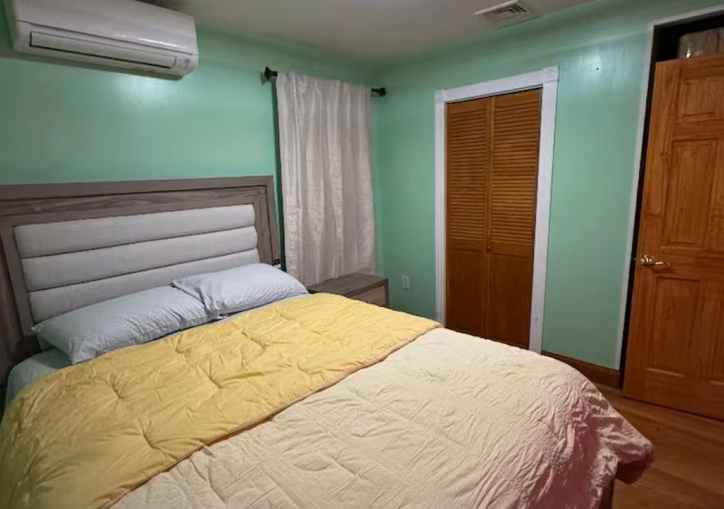 Photo of Bedroom in North Valley Stream