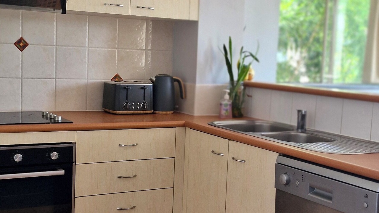 Photo of Kitchen in Mermaid Beach