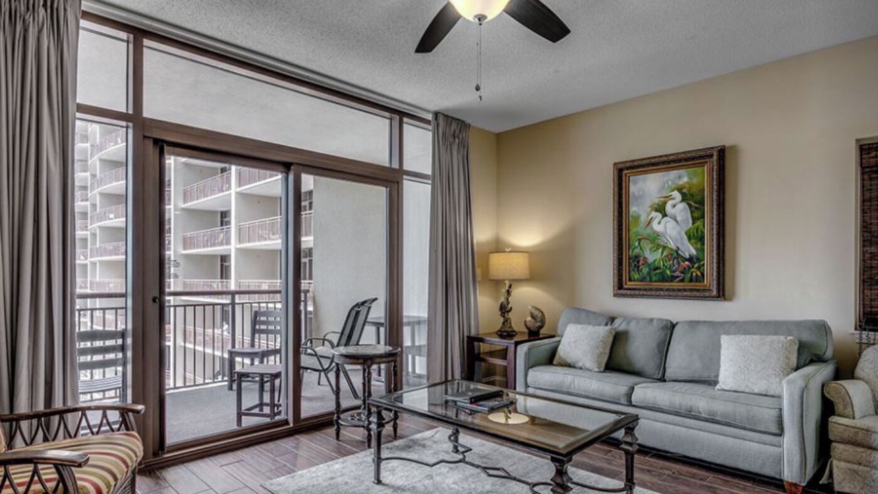 Photo of Livingroom in Windy Hill