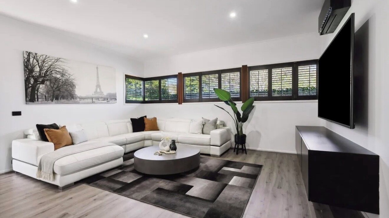 Photo of Livingroom in Craigieburn