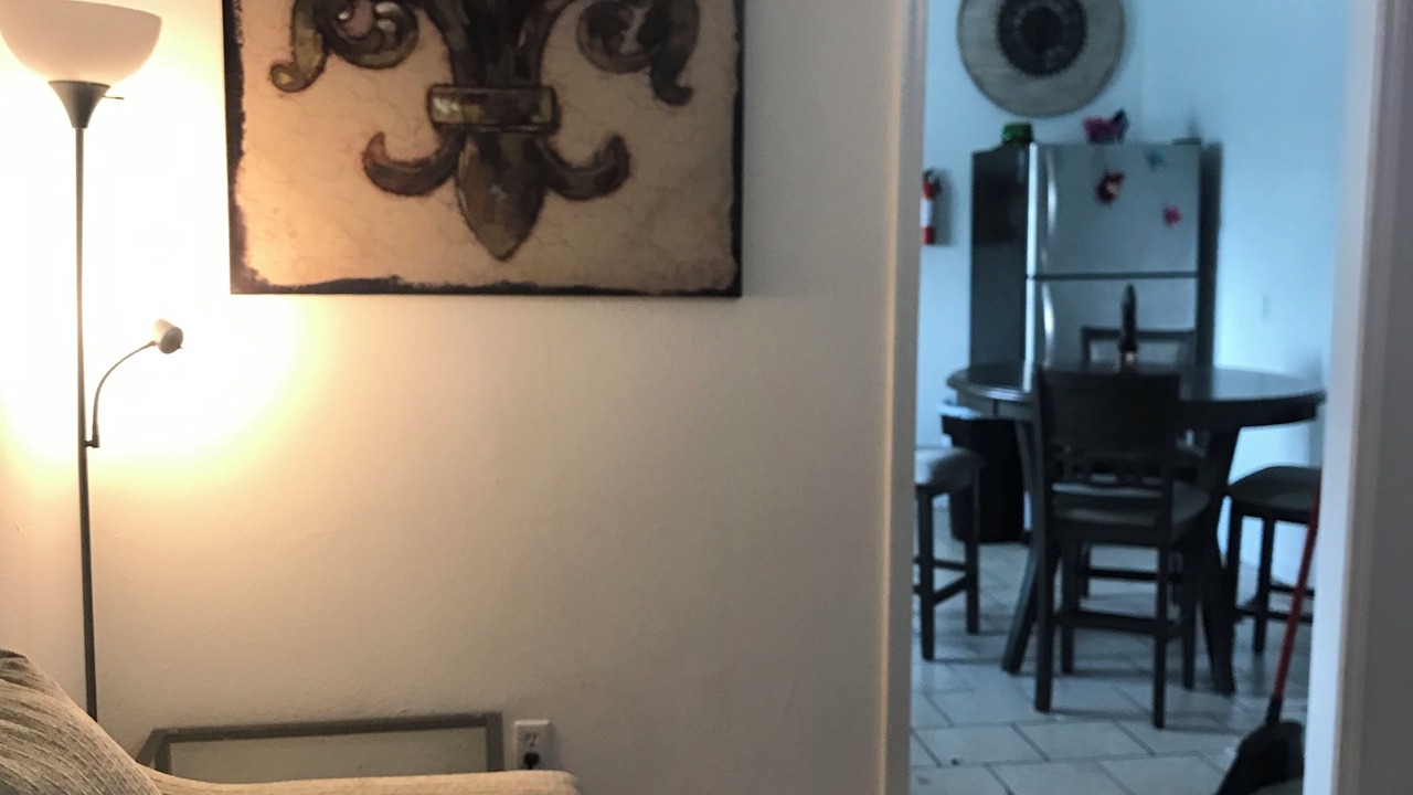 Photo of Livingroom in Hoffman Triangle