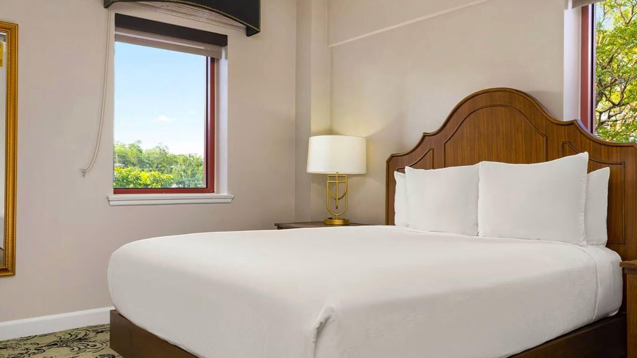 Photo of Bedroom in Faubourg Lafayette