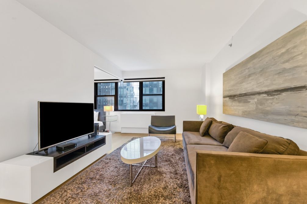 Photo of Livingroom in Tudor City