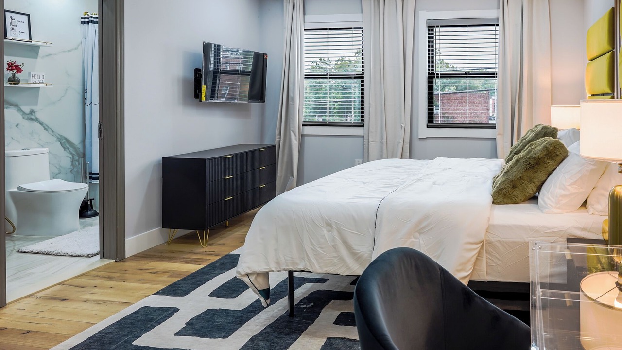 Photo of Bedroom in Queens