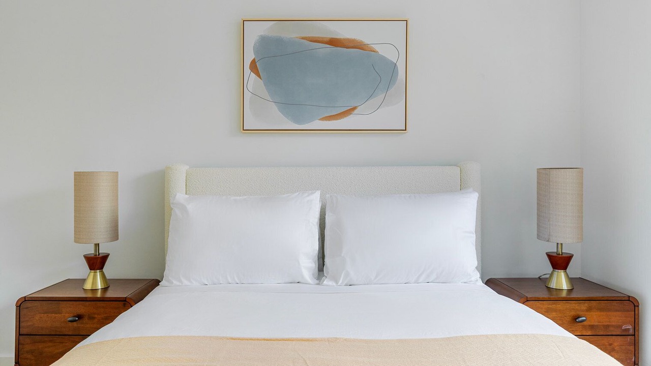 Photo of Bedroom in Hunters Point