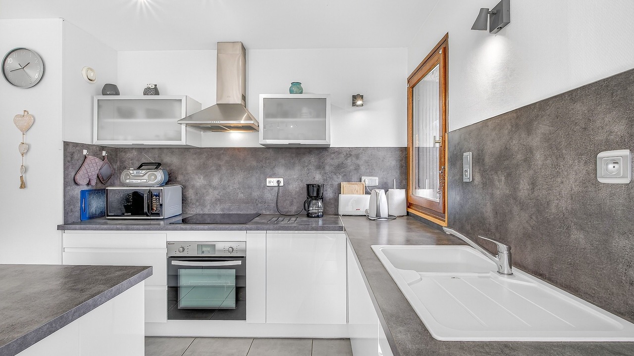Photo of Kitchen in Embrun