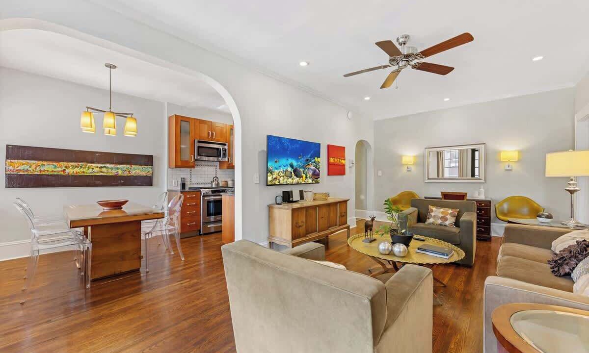 Photo of Livingroom in Cherry