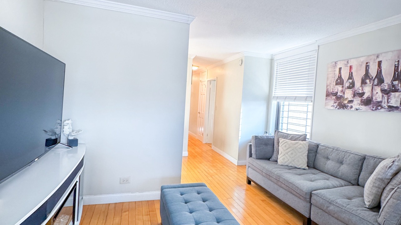 Photo of Livingroom in Manhattan Valley