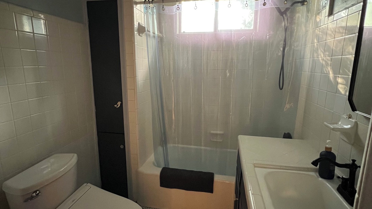 Photo of Bathroom in Audubon
