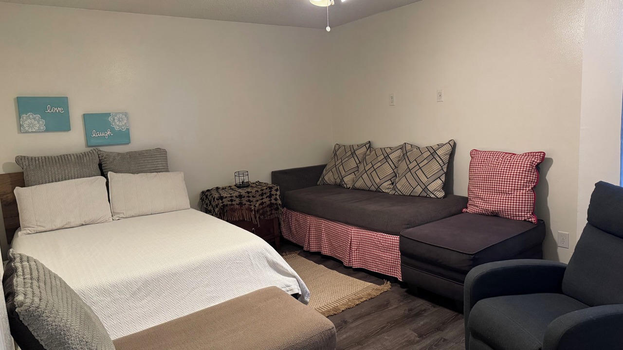 Photo of Bedroom in Destrehan