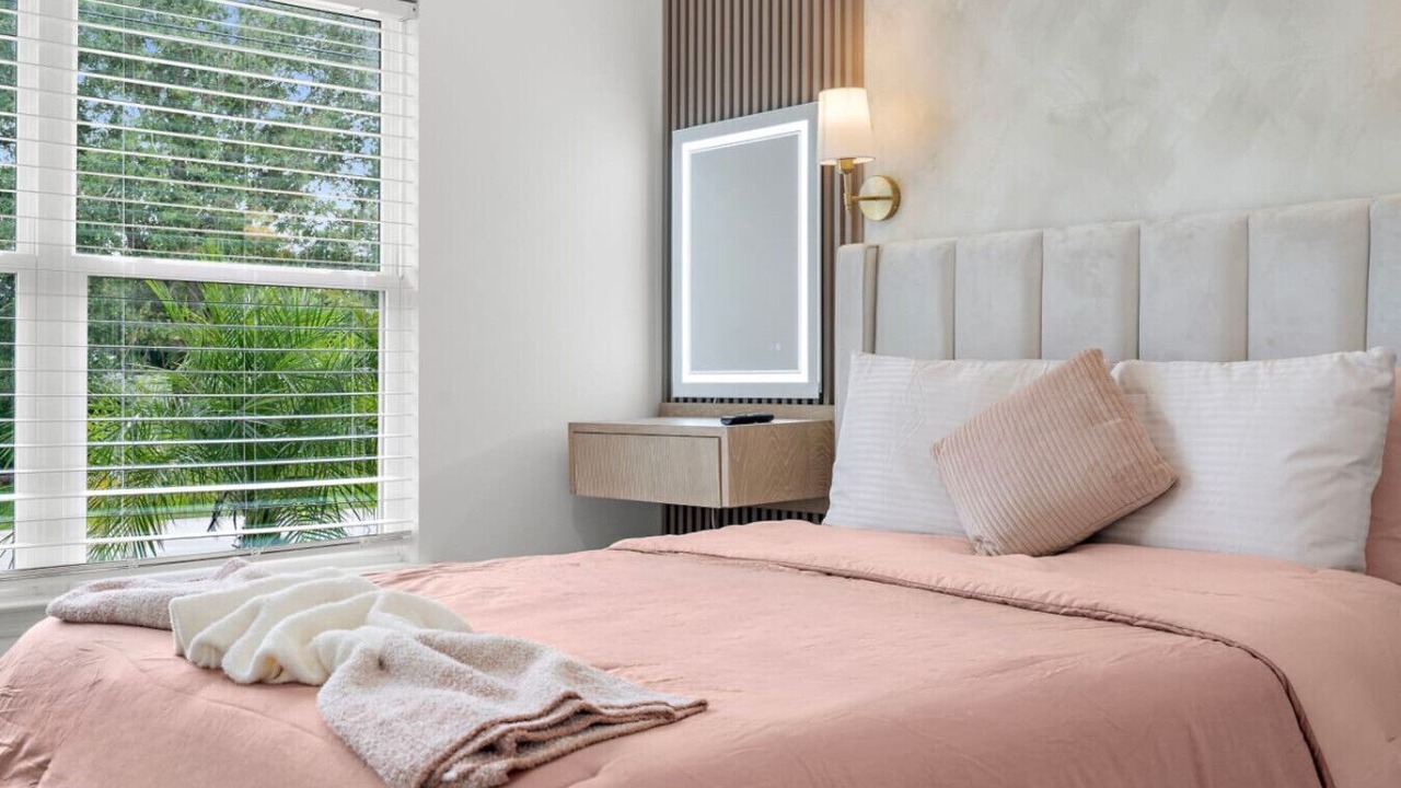 Photo of Bedroom in Pelican