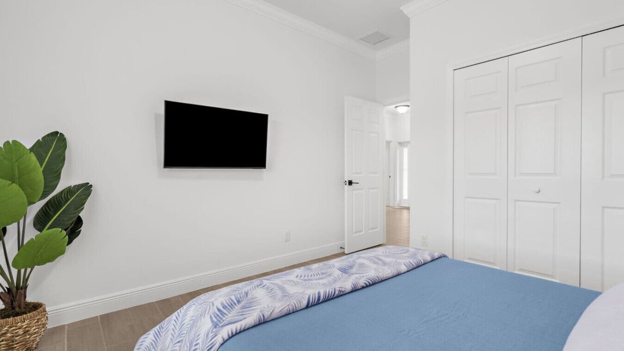 Photo of Bedroom in Pelican