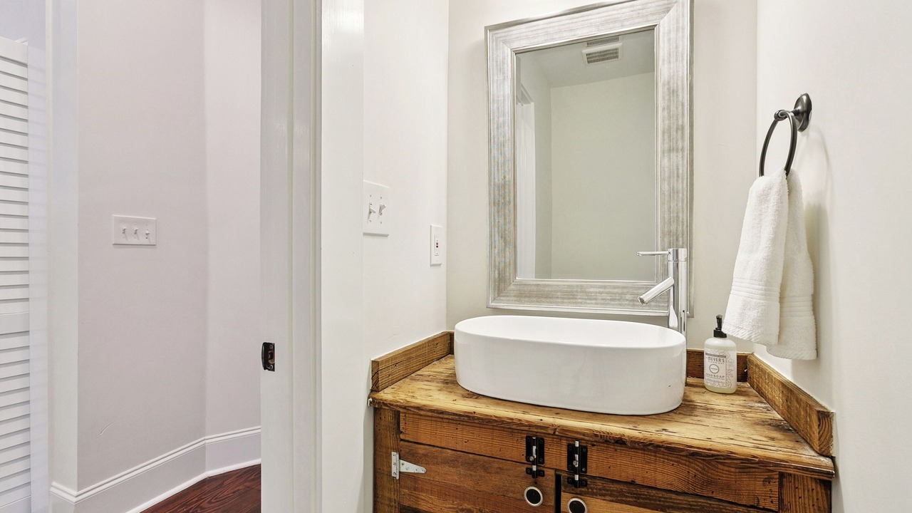 Photo of Bathroom in Saint Claude