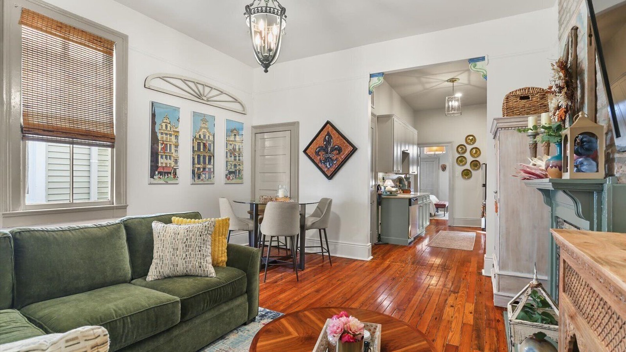 Photo of Livingroom in West Riverside