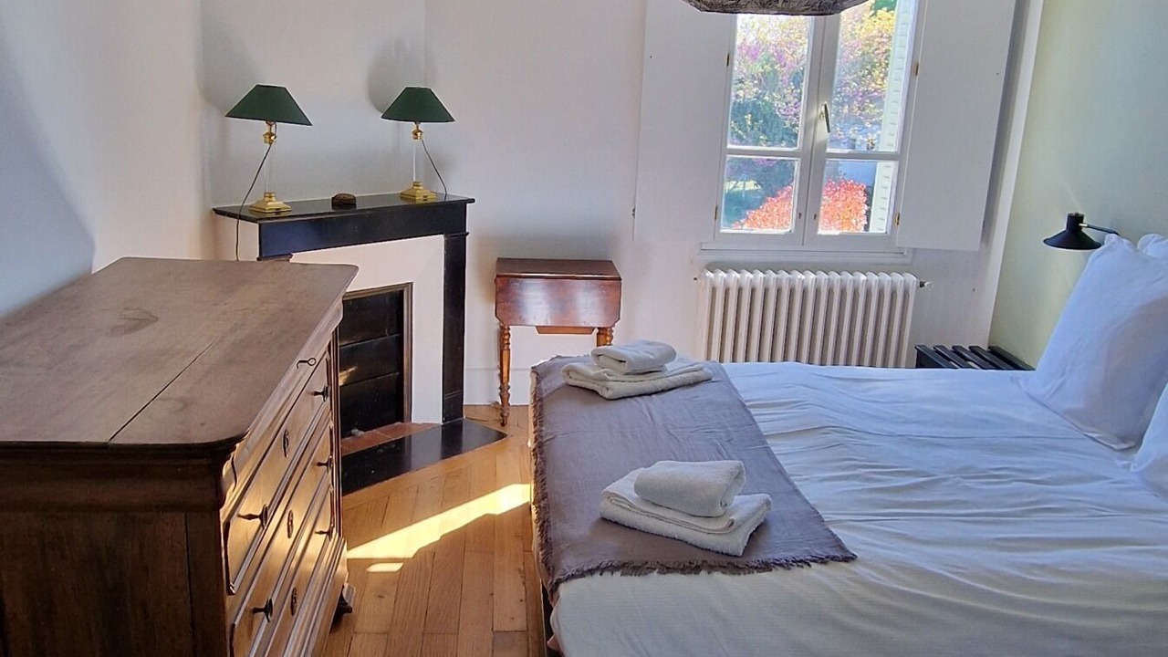Photo of Bedroom in Maringues