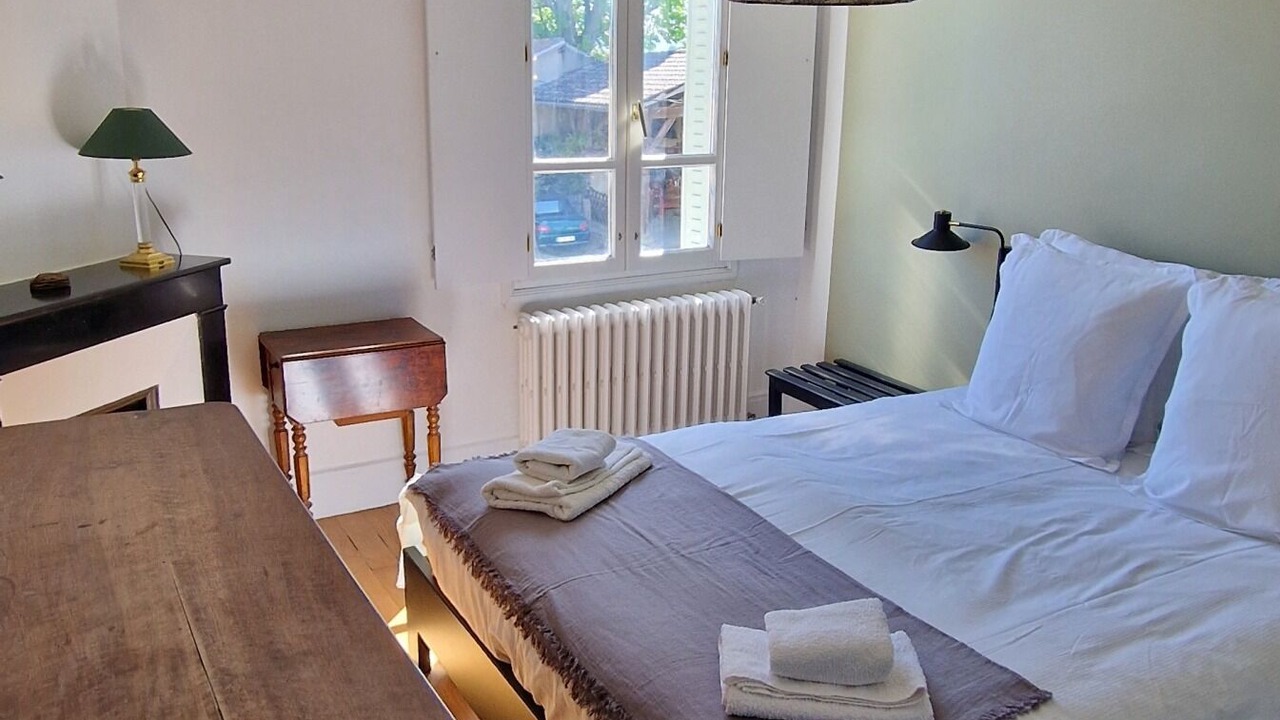 Photo of Bedroom in Maringues