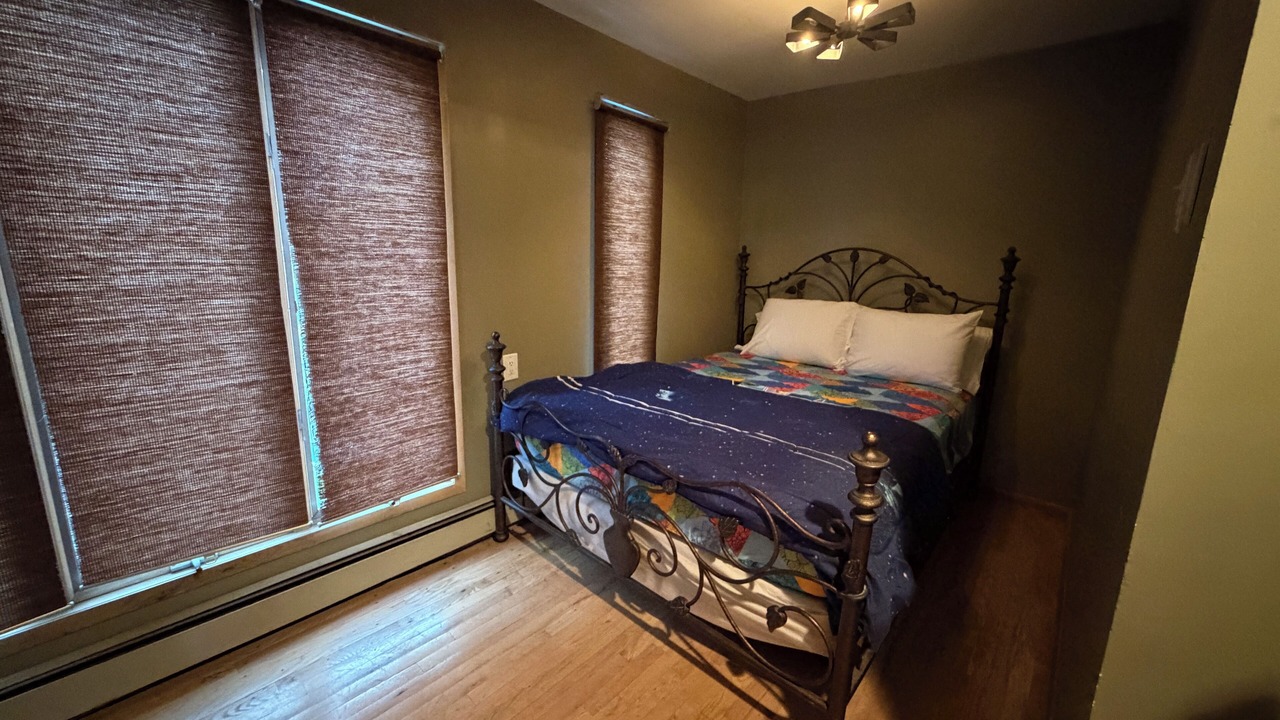 Photo of Bedroom in Elmont