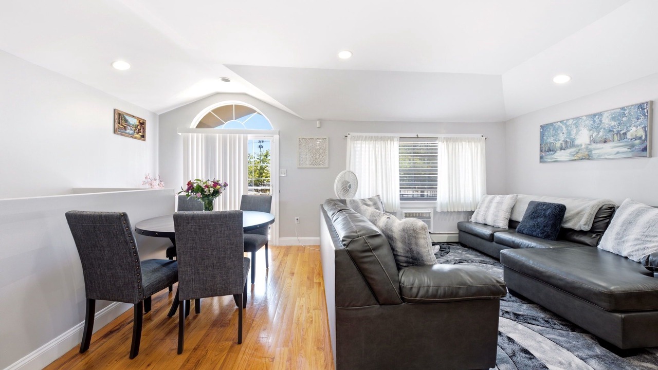 Photo of Livingroom in Rochdale