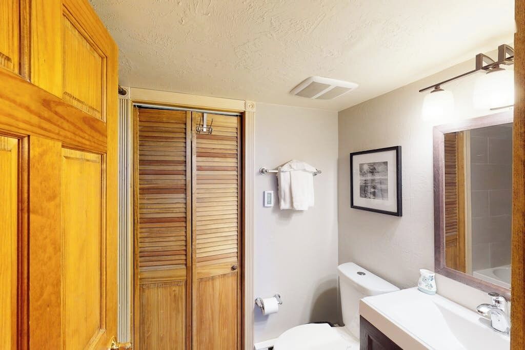 Photo of Bathroom in Intermountain