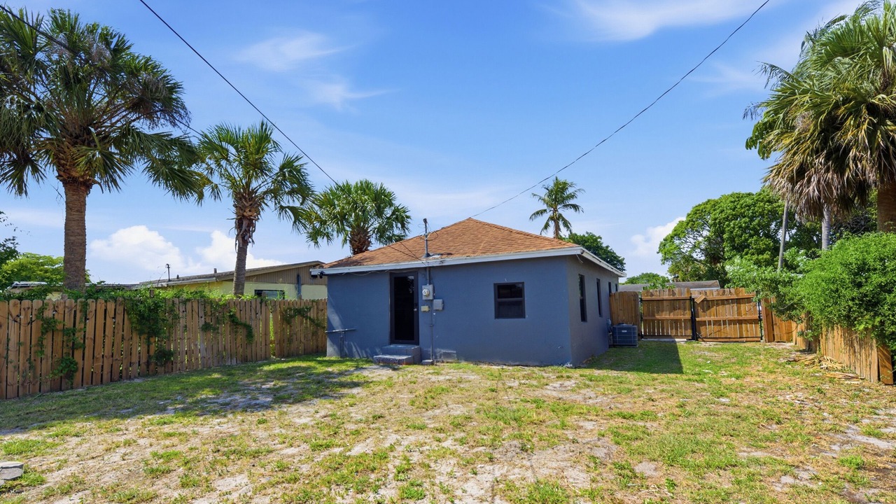 Photo of Outdoor in Riviera Beach