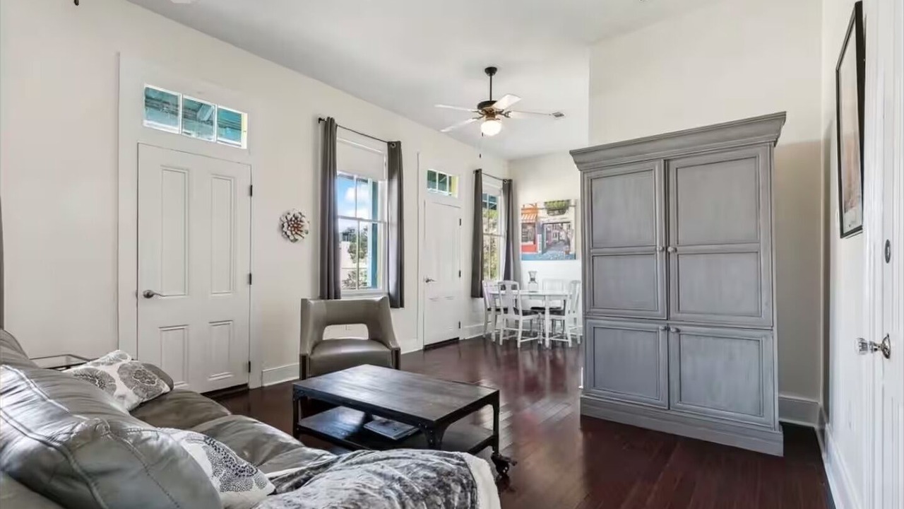 Photo of Livingroom in Faubourg Lafayette