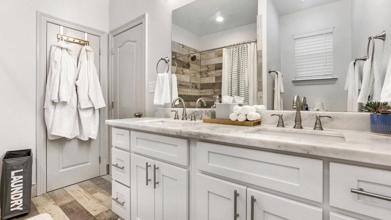 Photo of Bathroom in Hollygrove