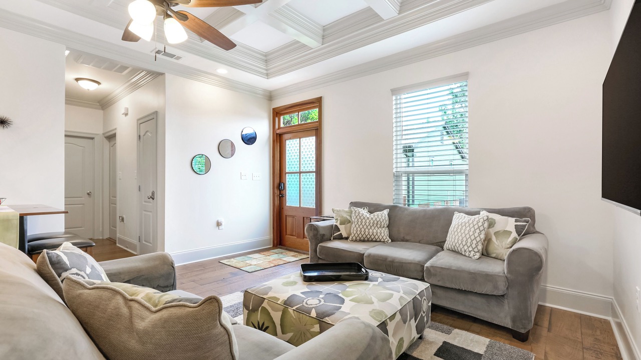 Photo of Livingroom in Hollygrove