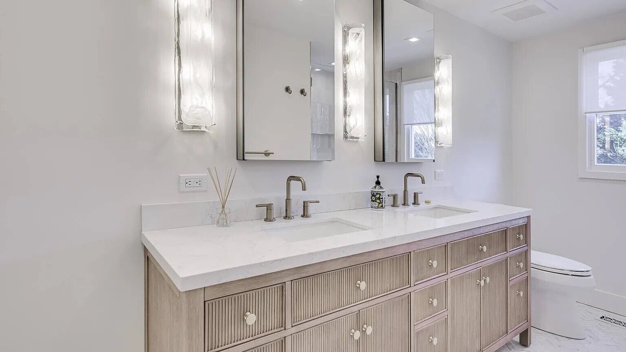 Photo of Bathroom in Village of Southampton