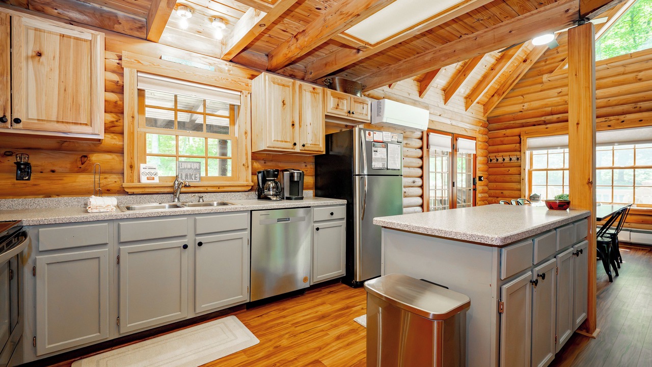 Photo of Kitchen in North Glade Hills