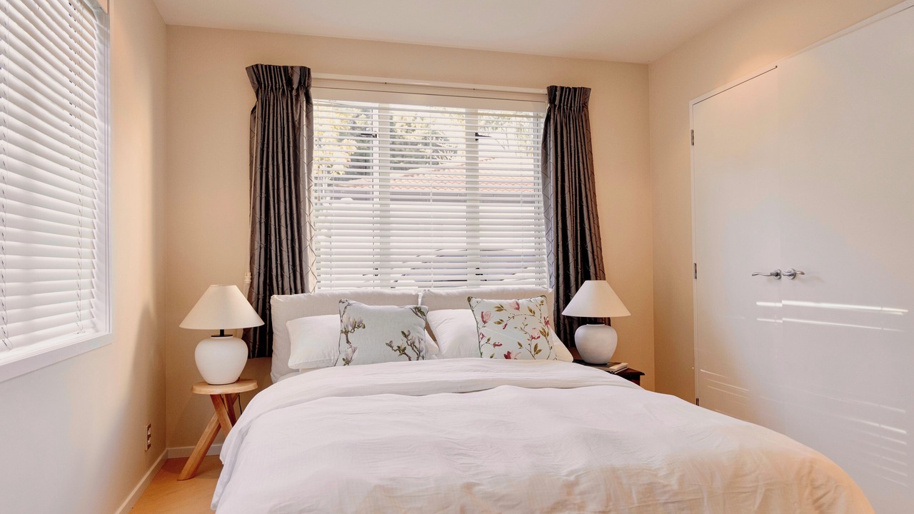 Photo of Bedroom in Greenhithe