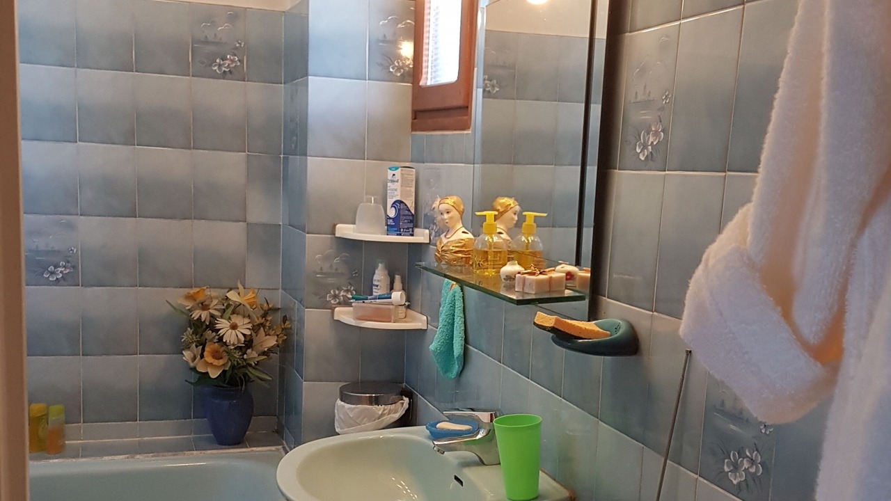 Photo of Bathroom in Saint-Pierre-d'Allevard