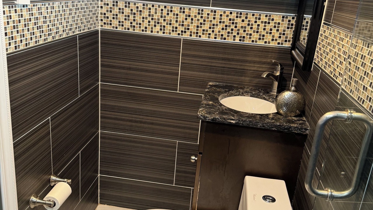 Photo of Bathroom in Dunwoodie