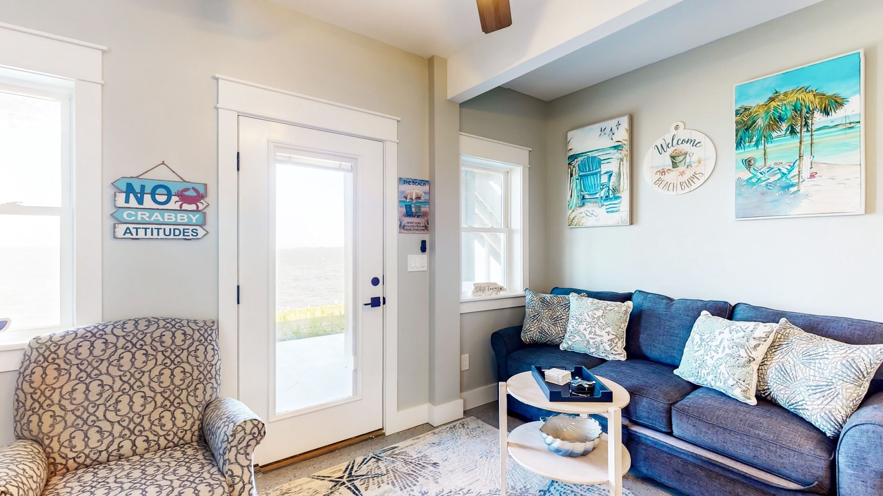 Photo of Livingroom in Colington Harbour