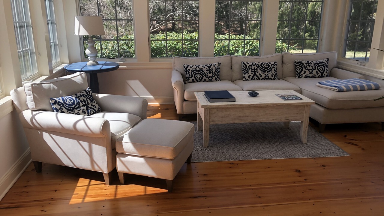 Photo of Livingroom in Springs