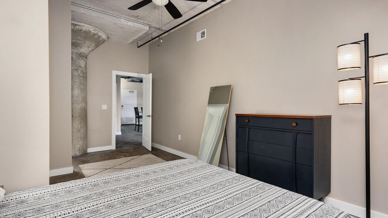 Photo of Bedroom in Downtown