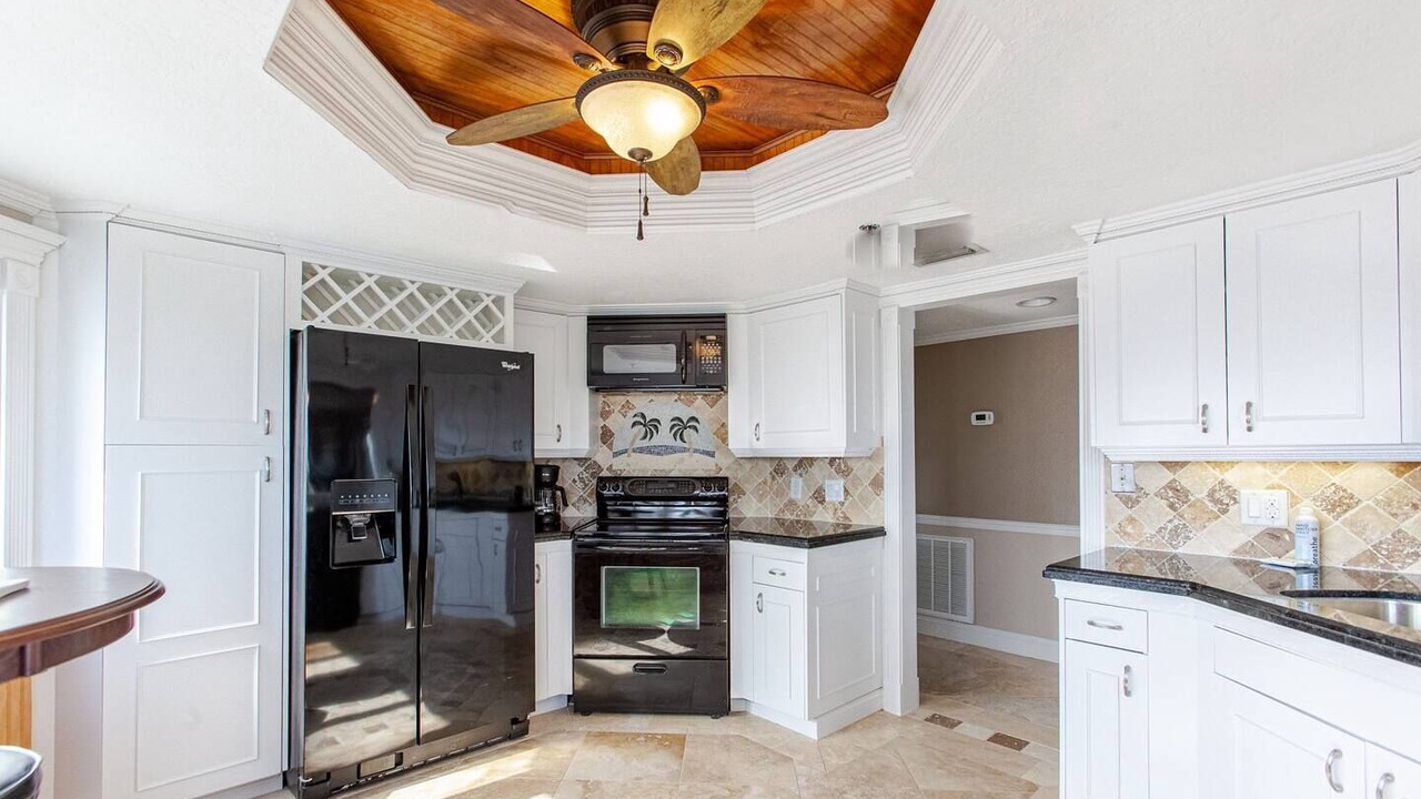 Photo of Kitchen in Crescent Beach