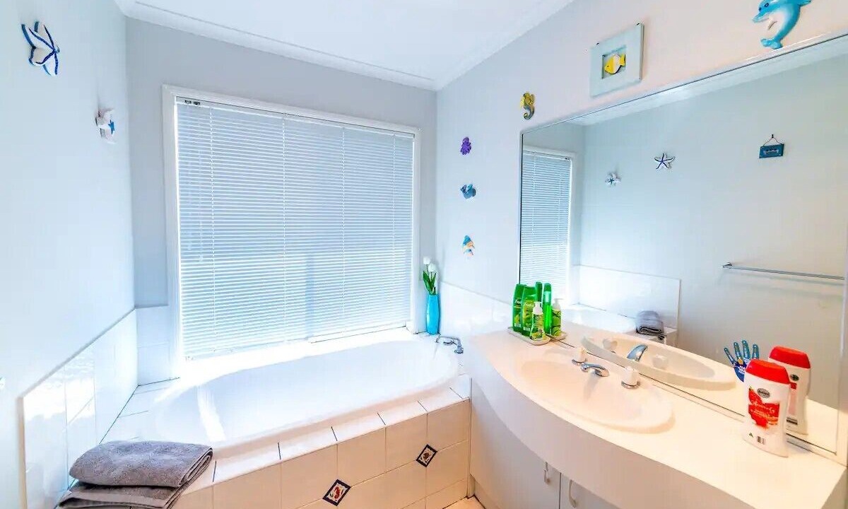 Photo of Bathroom in Craigieburn