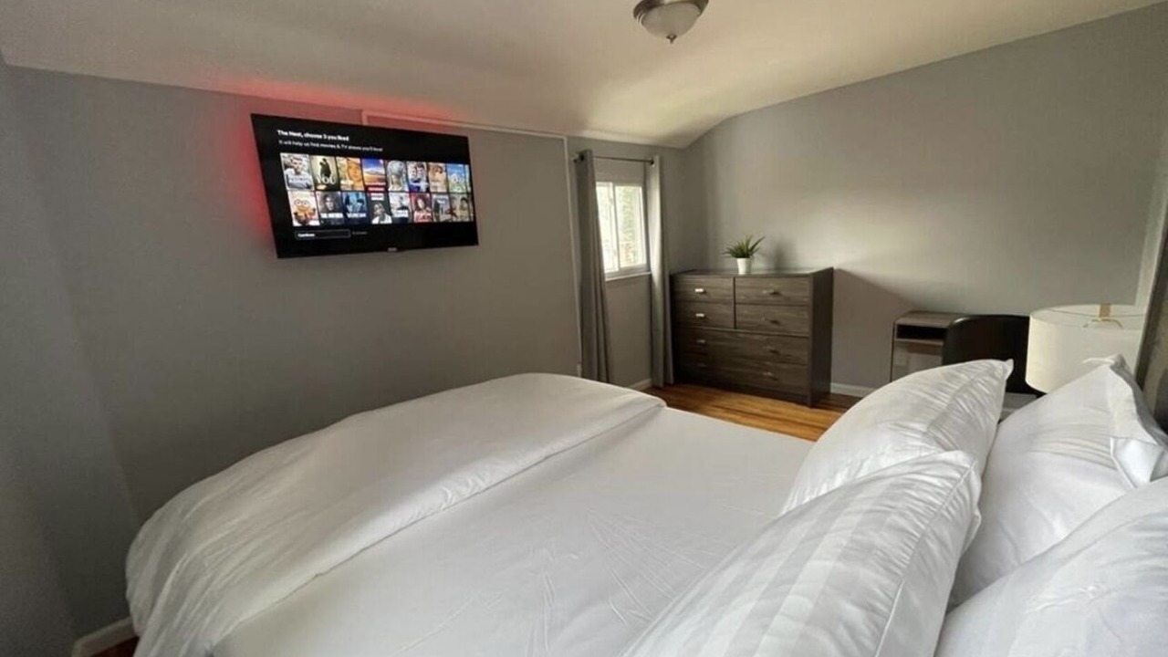 Photo of Bedroom in South Jamaica