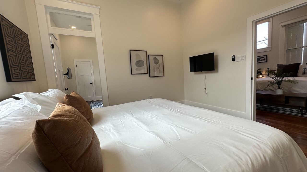 Photo of Bedroom in Mid-City