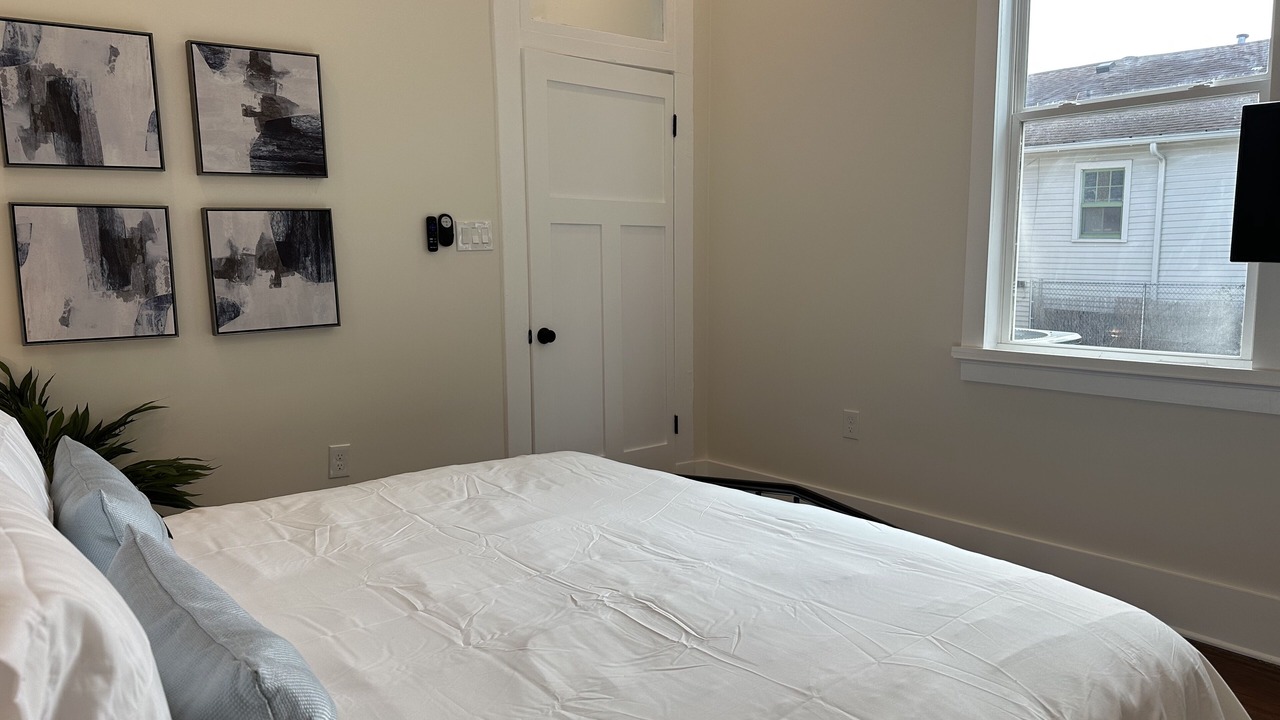 Photo of Bedroom in Mid-City