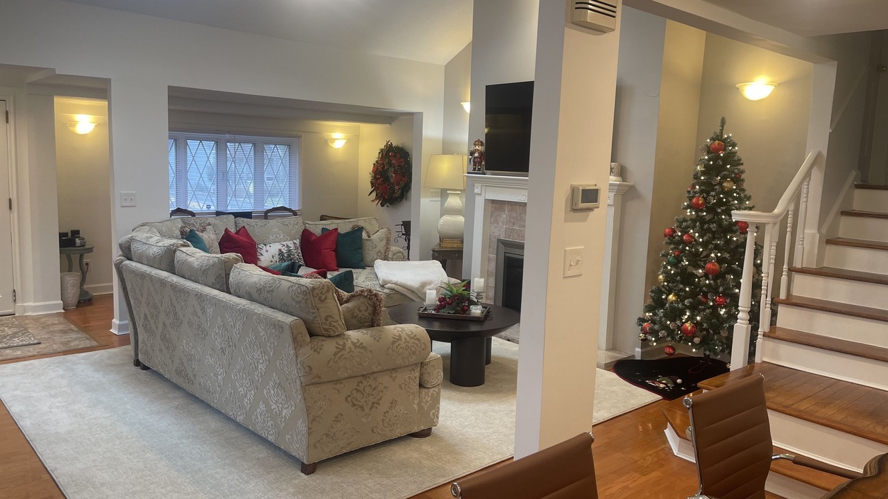 Photo of Livingroom in Englewood