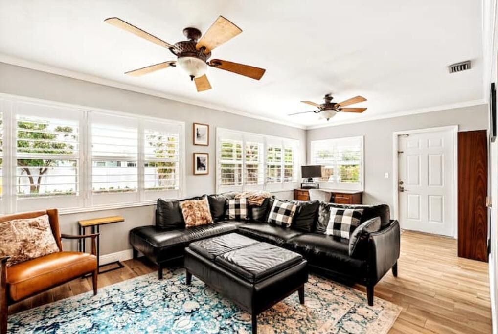 Photo of Livingroom in Lake Clarke Shores