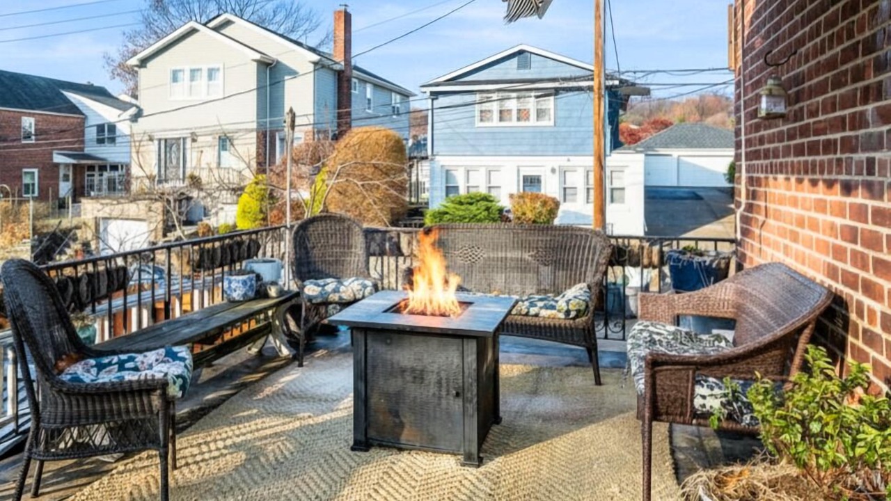 Photo of Patio Balcony in Southeast Yonkers