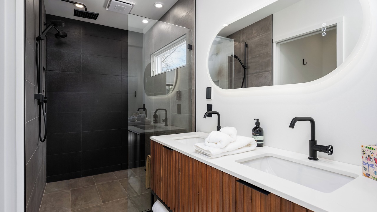 Photo of Bathroom in Northport