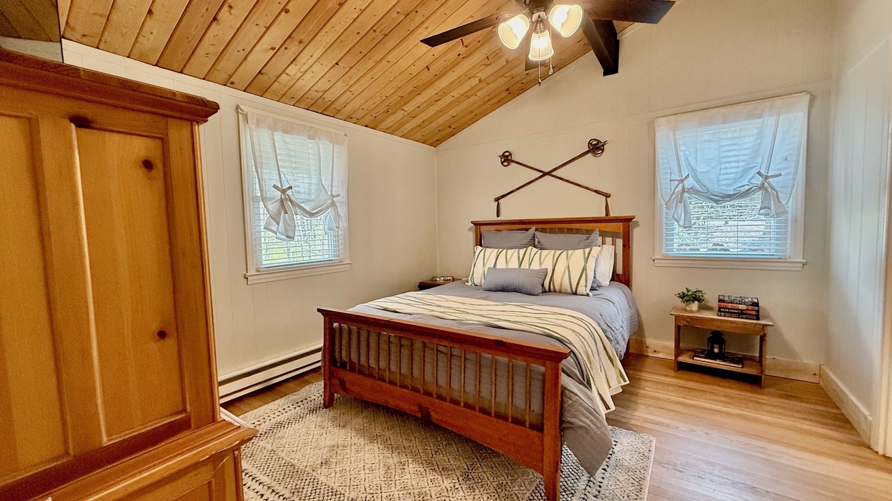 Photo of Bedroom in Charter Hills