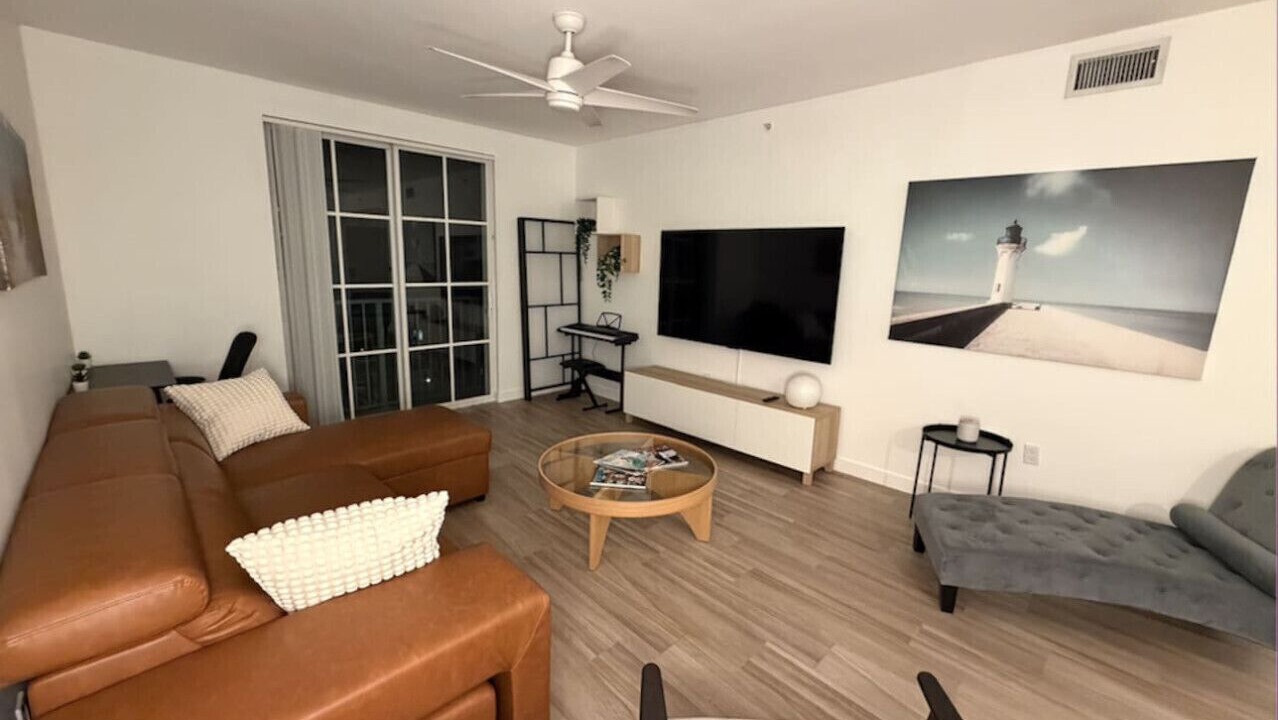 Photo of Livingroom in Downtown West Palm Beach